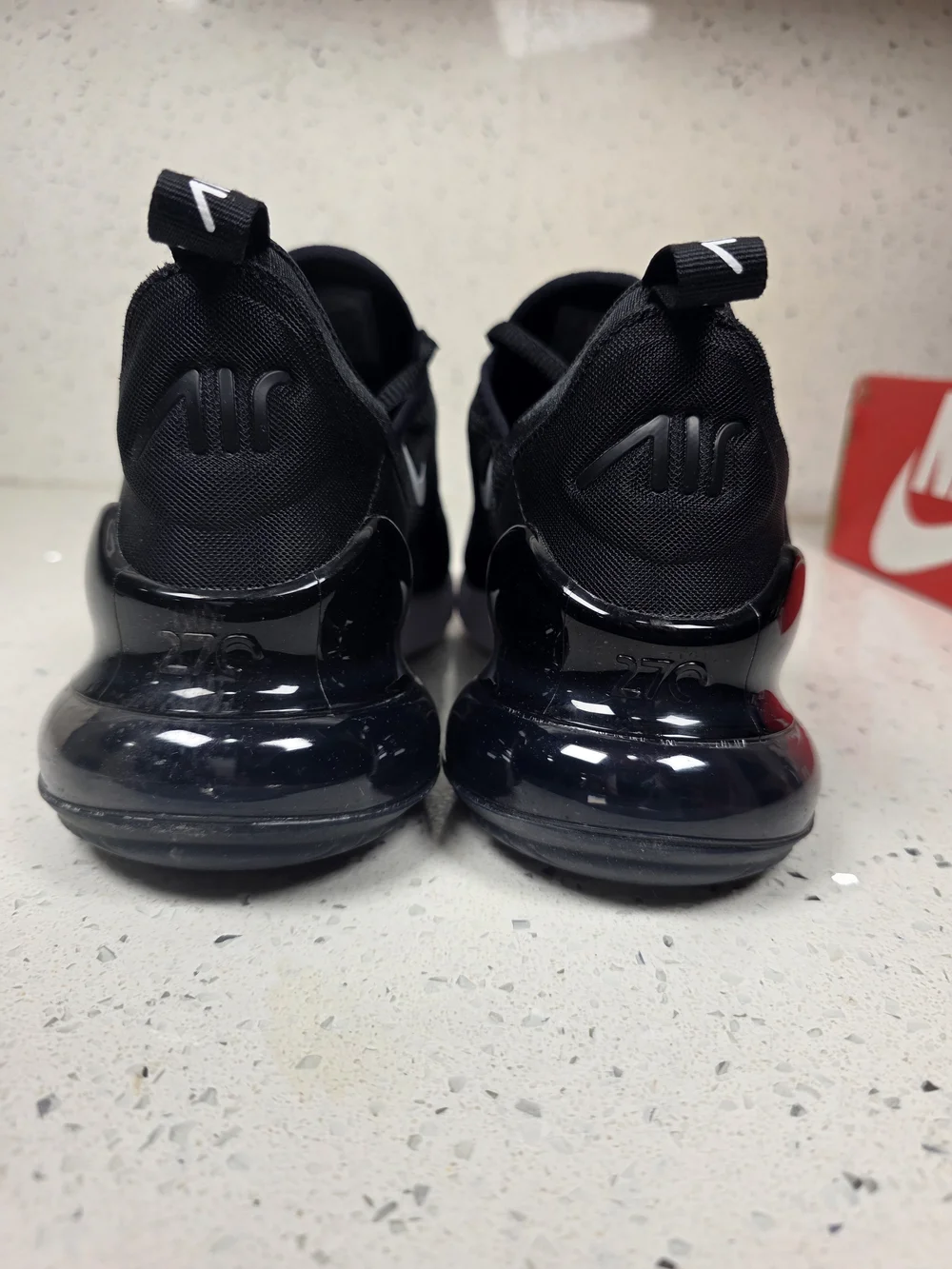 Nike Air Max 270 Black/White Sneakers 7Y/8.5W